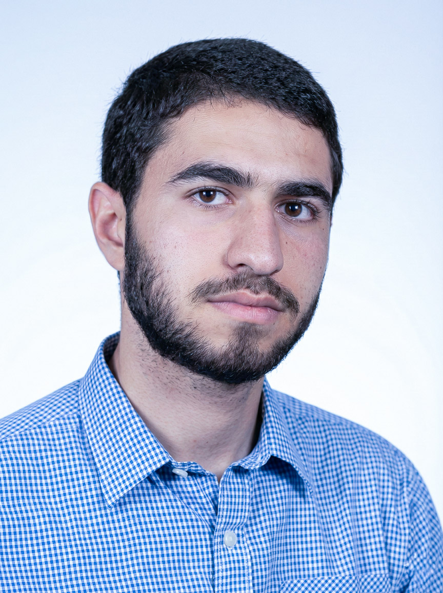 میثم اکبری