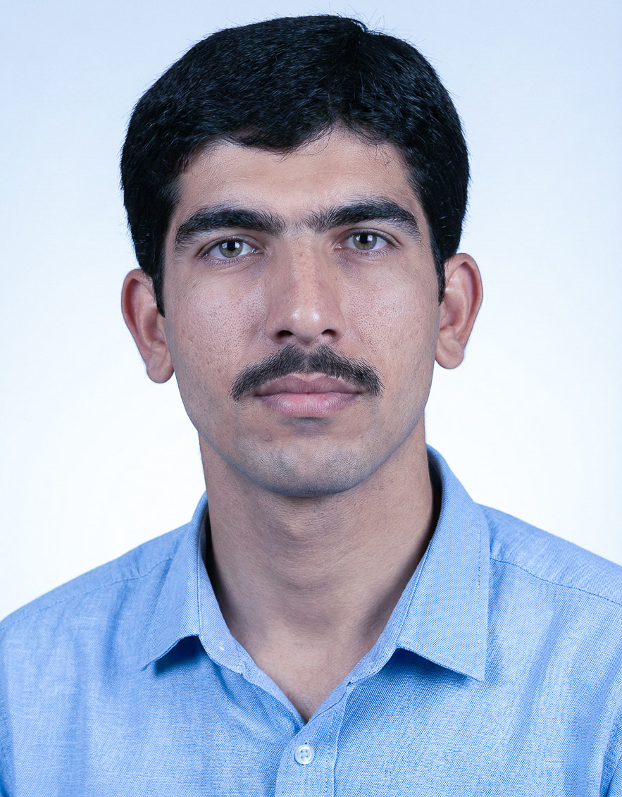 ناظم اکبری